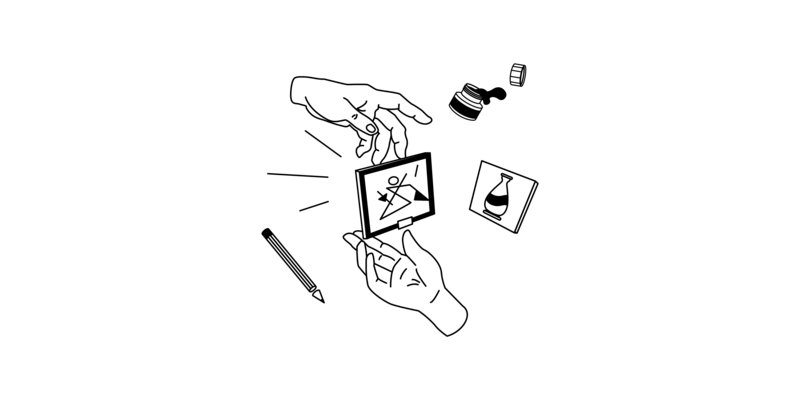 Eine Hand übergibt ein abstraktes Gemälde einer anderen Hand. Ein Bild mit einer Vase, ein Stift und ein Tintenfass.