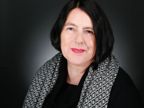 Portrait von Angelika Osthues